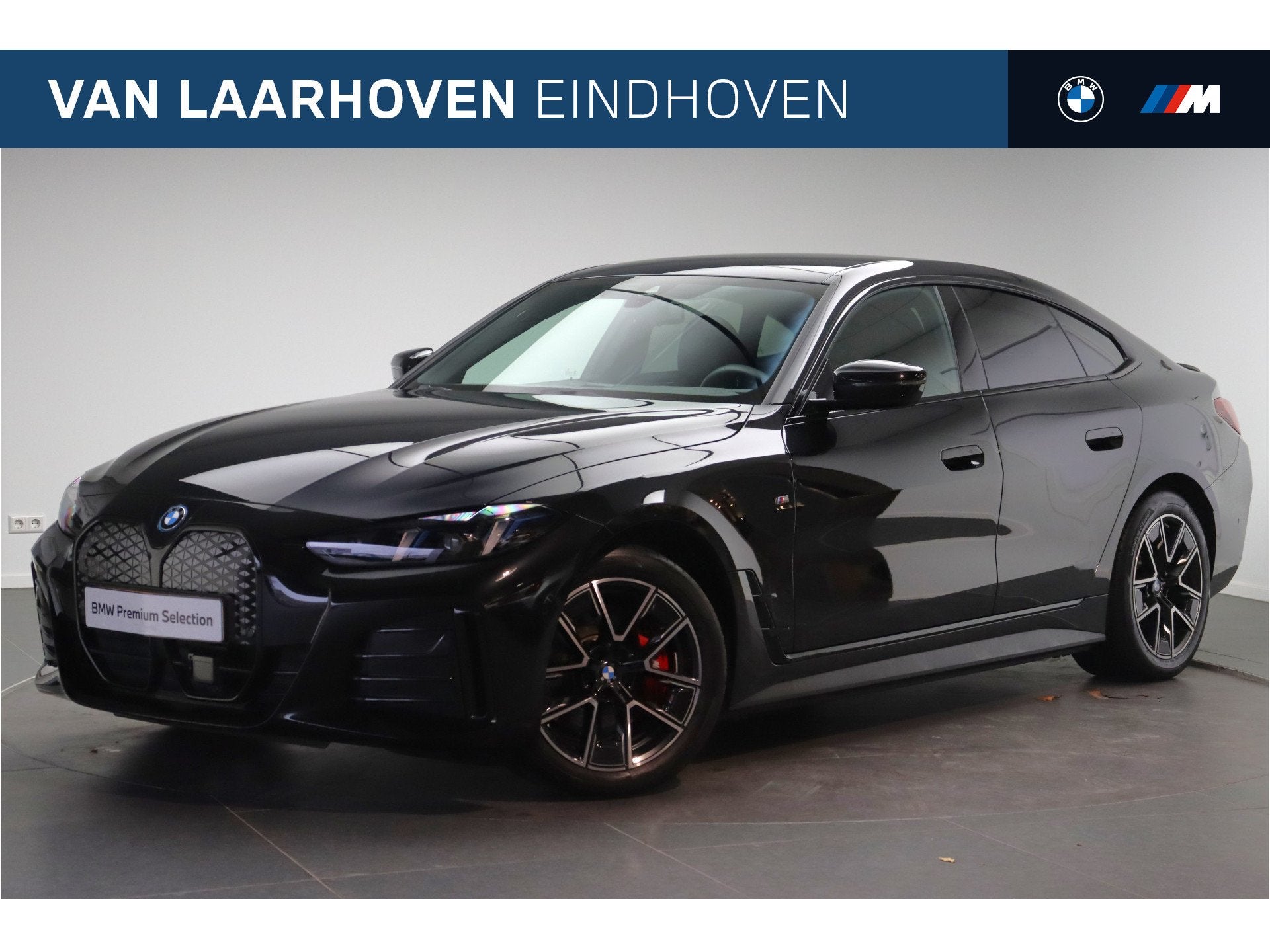 BMW i4 eDrive40 Gran Coupé M Sport / Achteruitrijcamera / A, Auto's, Achterwielaandrijving, Gebruikt, Zwart, 597 km