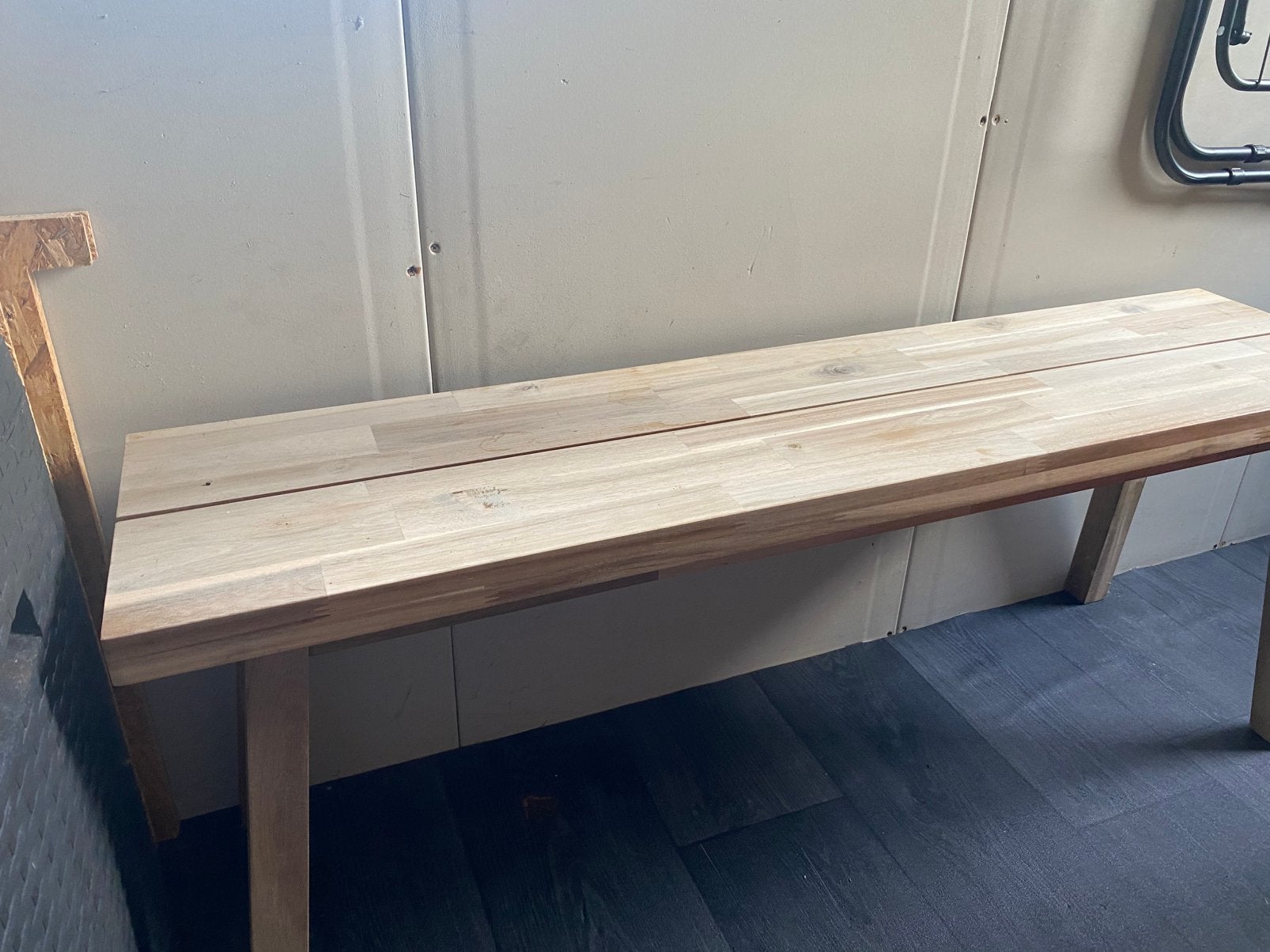 SKOGSTA bankje ikea, Ophalen, Zo goed als nieuw, 25 tot 50 cm
