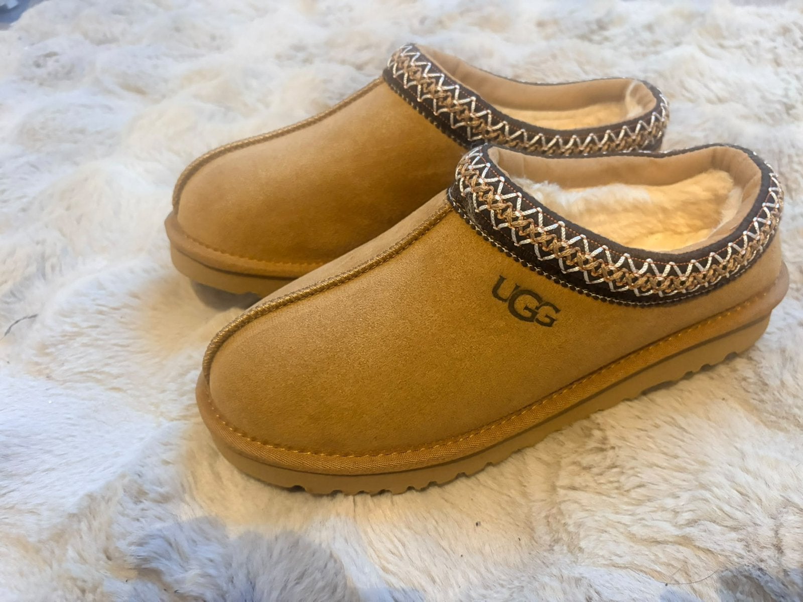 Nieuwe uggs, Schoentjes, Meisje, Nieuw, Ophalen of Verzenden