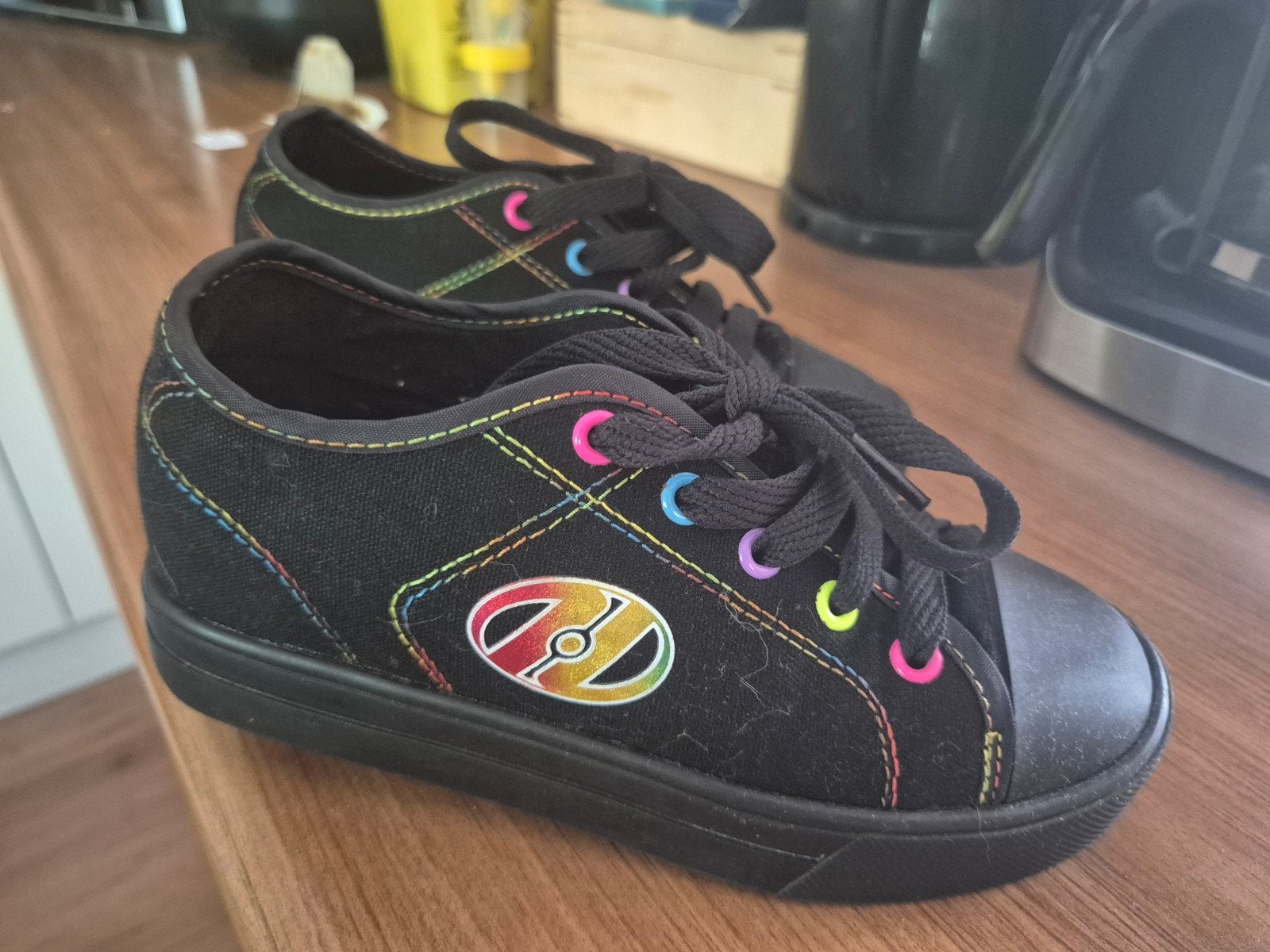 Heelys rolschoenen maat 32 (valt klein), Ophalen of Verzenden, Zo goed als nieuw, Kinderen