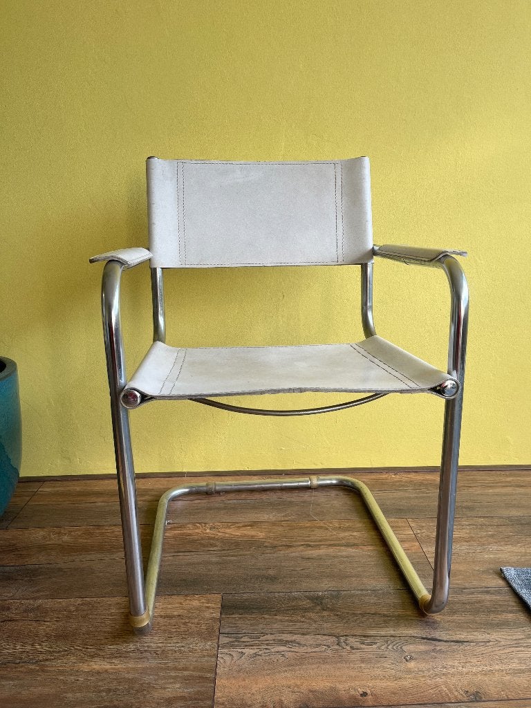 Vintage stoel in stijl van Mart Stam, Huis en Inrichting, Ophalen, Gebruikt, Wit, Leer