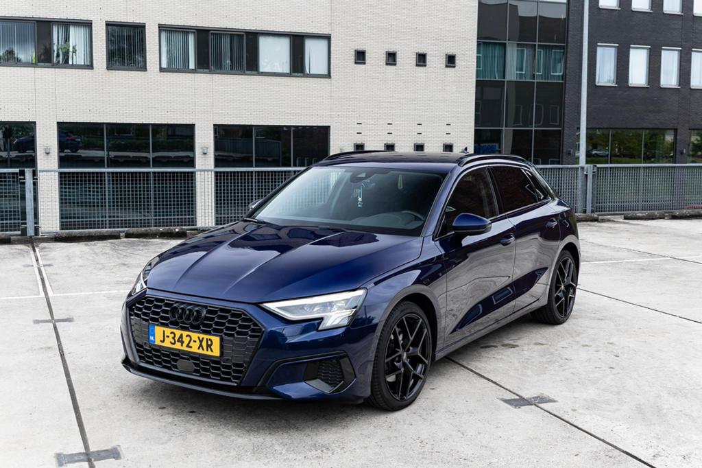 Audi A3 Sportback 35 TFSI 150pk S-tronic 2020 Navarra Blue, Auto's, Audi, Stof, 1498 cc, 4 cilinders, 150 pk