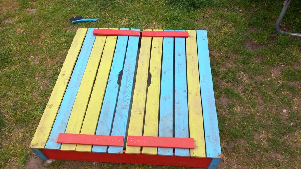 Houten zandbak 1.20x1.20m, Ophalen, Gebruikt