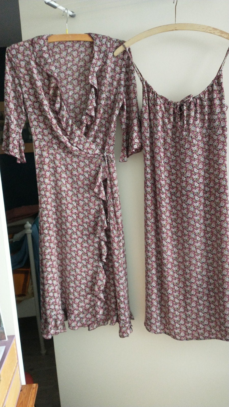Zomerjurk + wikkeljurk set 100% zijde, Ophalen of Verzenden, Zo goed als nieuw, Maat 38/40 (M), Rood