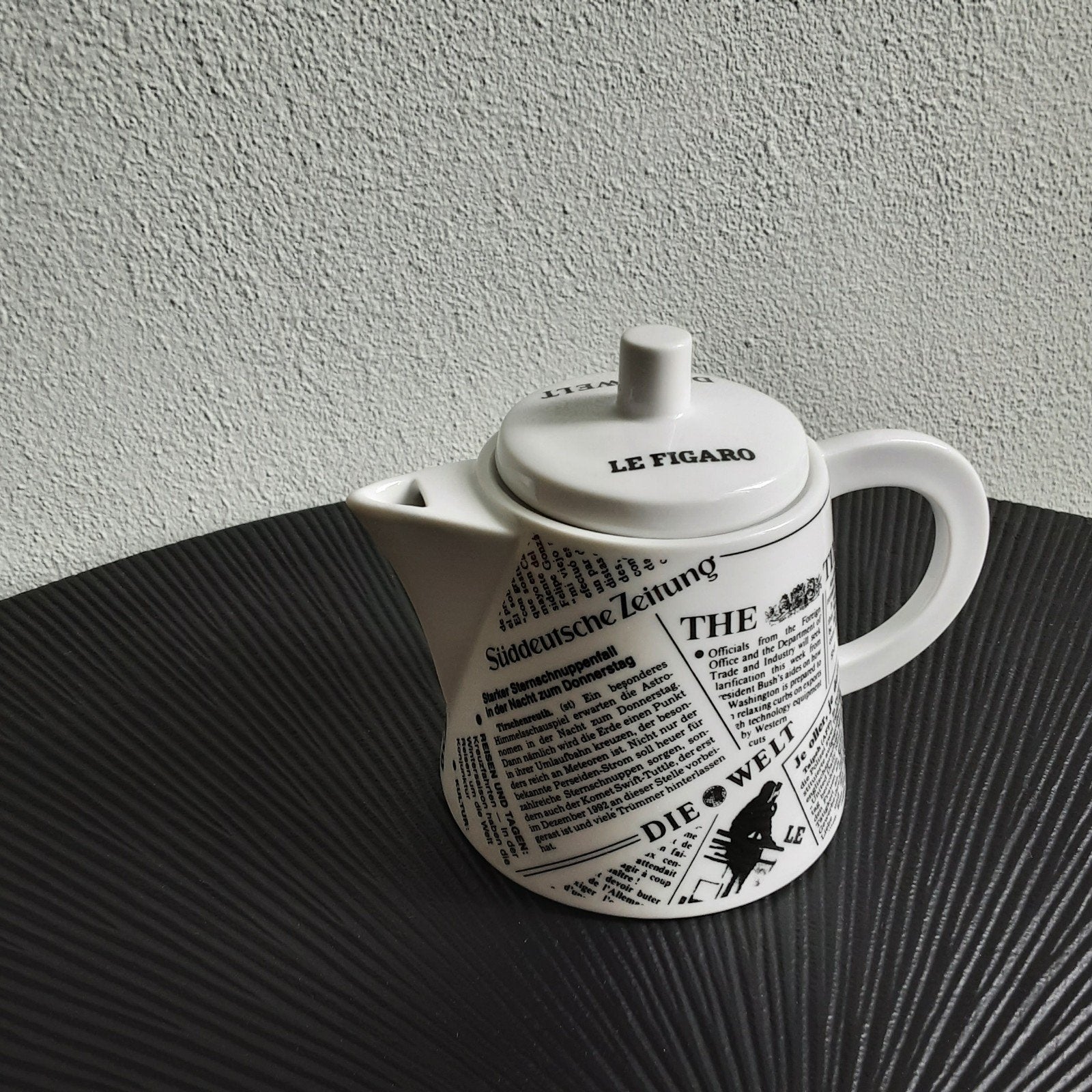 Vintage Le Figaro Theepot - Nieuwstaat, Ophalen