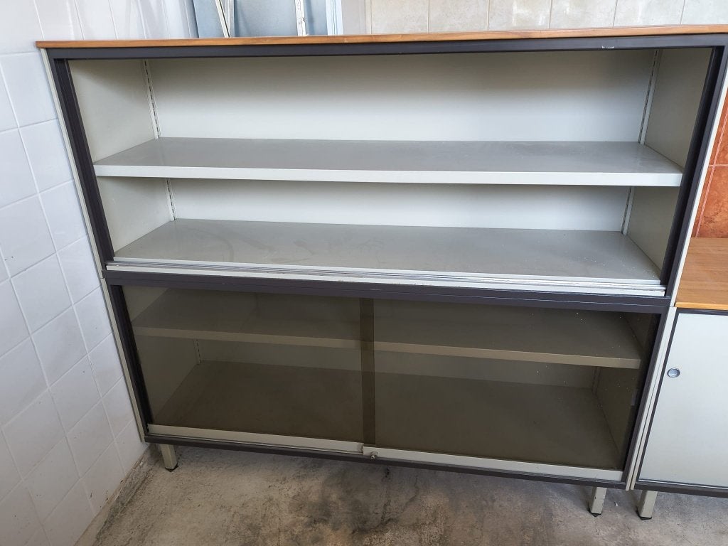 Gispen AZ bijzetkast 1966, Ophalen, Gebruikt, Meerdere deuren, 50 tot 100 cm