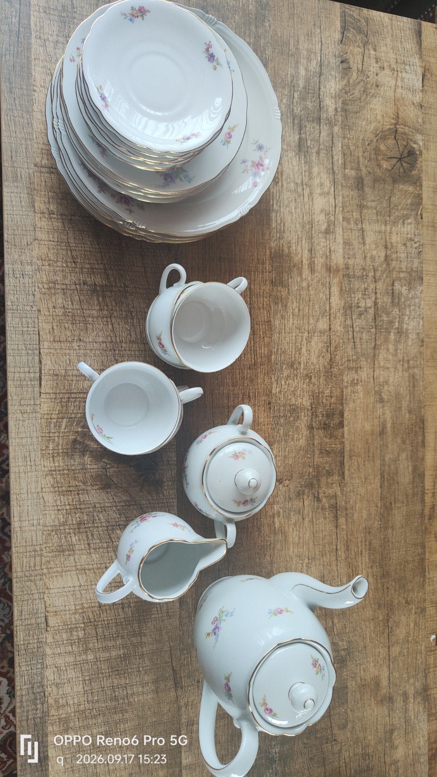 Vintage porselein met bloemmotief, Antiek en Kunst, Ophalen of Verzenden