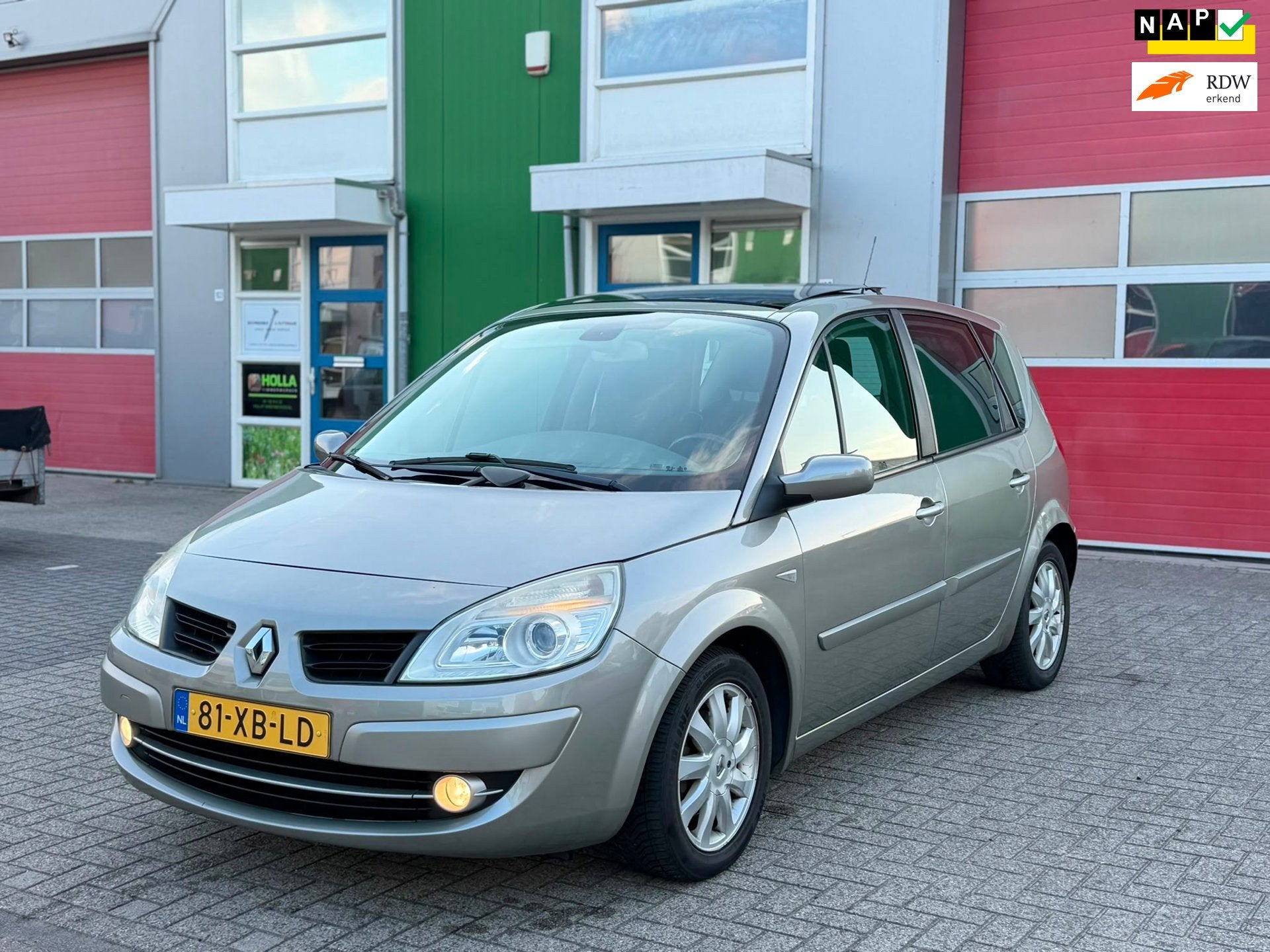 Renault Scénic 1.6-16V Tech Line PANO Nieuw Distributieriem, Auto's, 1295 kg, 4 cilinders, Origineel Nederlands, Bedrijf