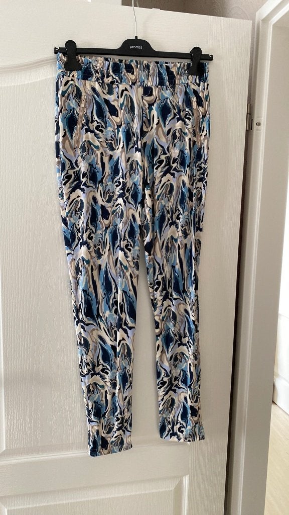 Broek Blauwe print Maat L Merk Creme de la Crème NIEUW, Kleding | Dames, Broeken en Pantalons, Nieuw, Maat 42/44 (L), Blauw, Lang