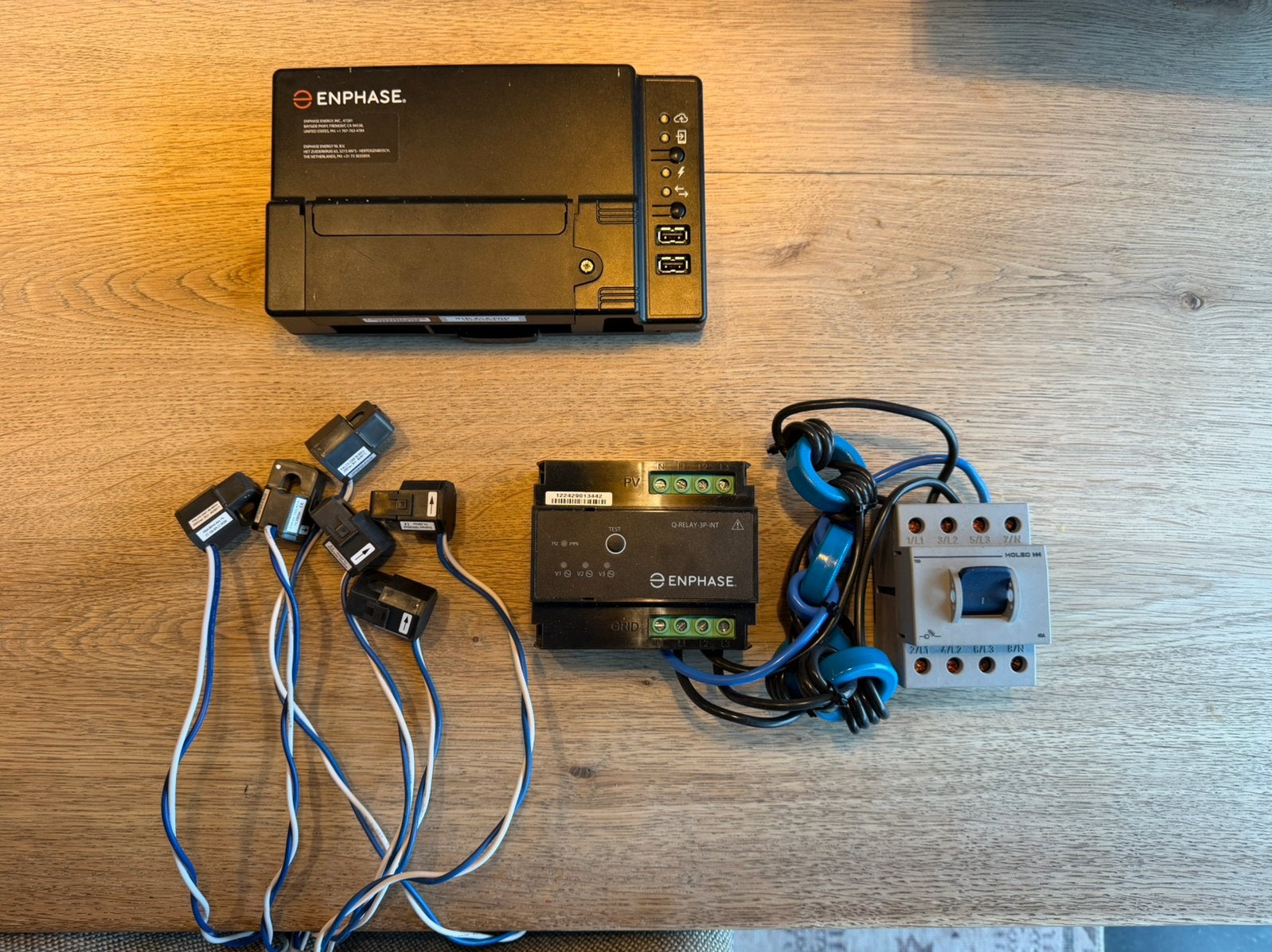 Enphase Envoy + Q-Relay 3-fase + CT-spoelen –compleetwerkend, Ophalen of Verzenden