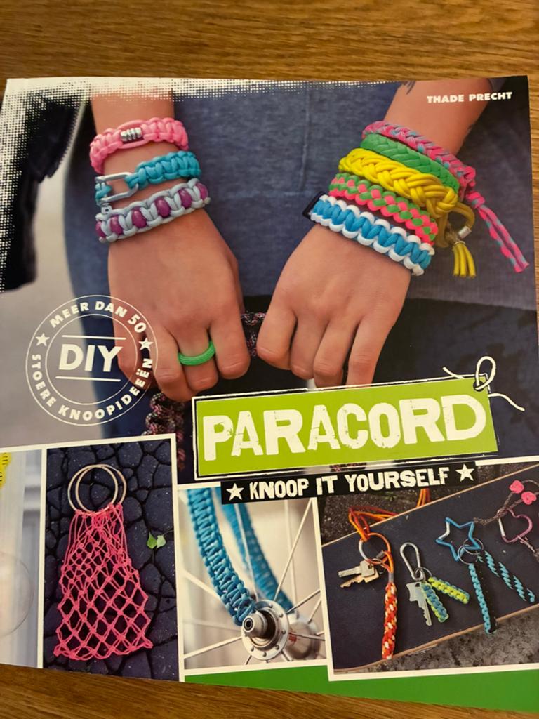Boek paracord, Ophalen, Zo goed als nieuw, Overige onderwerpen