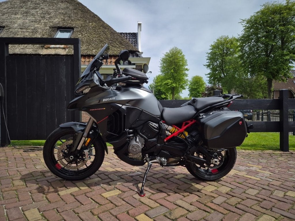 Ducati Multstrada V4 S, Handvatverwarming, Occasion, 4 cilinders, Motorrijbewijs A