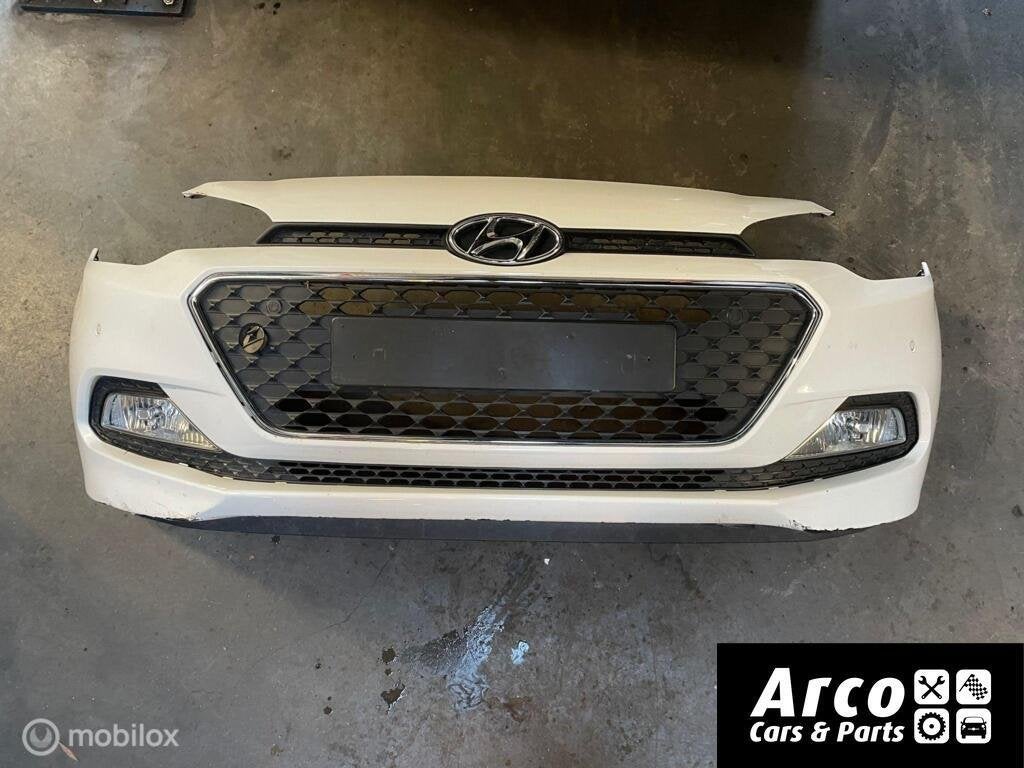 Hyundai i20 2014-2018 Voorbumper Portier Scherm Spiegel PSW, Auto-onderdelen, Carrosserie en Plaatwerk, Gebruikt, Deur, Ophalen of Verzenden