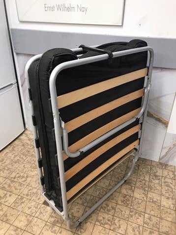 slaap bed, Ophalen, Zo goed als nieuw, Eenpersoons, Hout