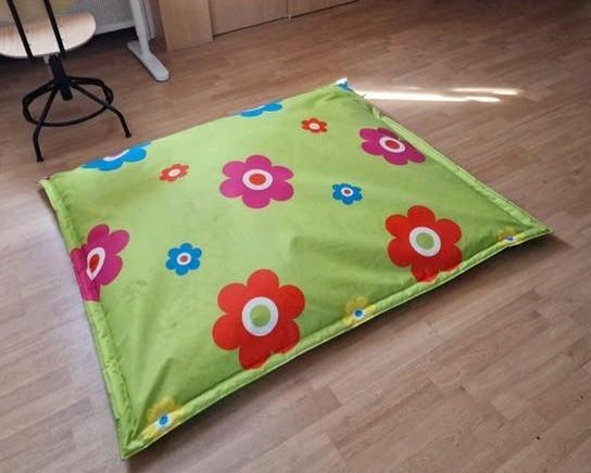 Speelkleed / zitkussen voor op de kinderkamer. 130 x 155 cm, Ophalen of Verzenden
