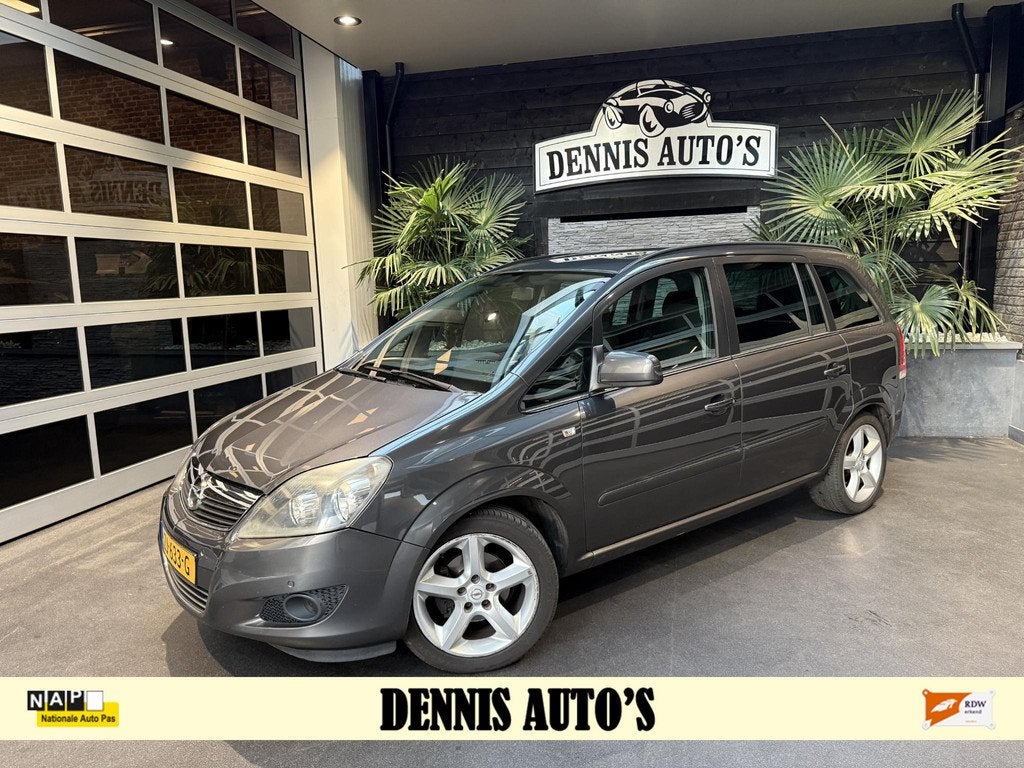 Opel Zafira 1.8 Cosmo 7 personen, Auto's, Opel, Voorwielaandrijving, Euro 5, Gebruikt, 14 km/l