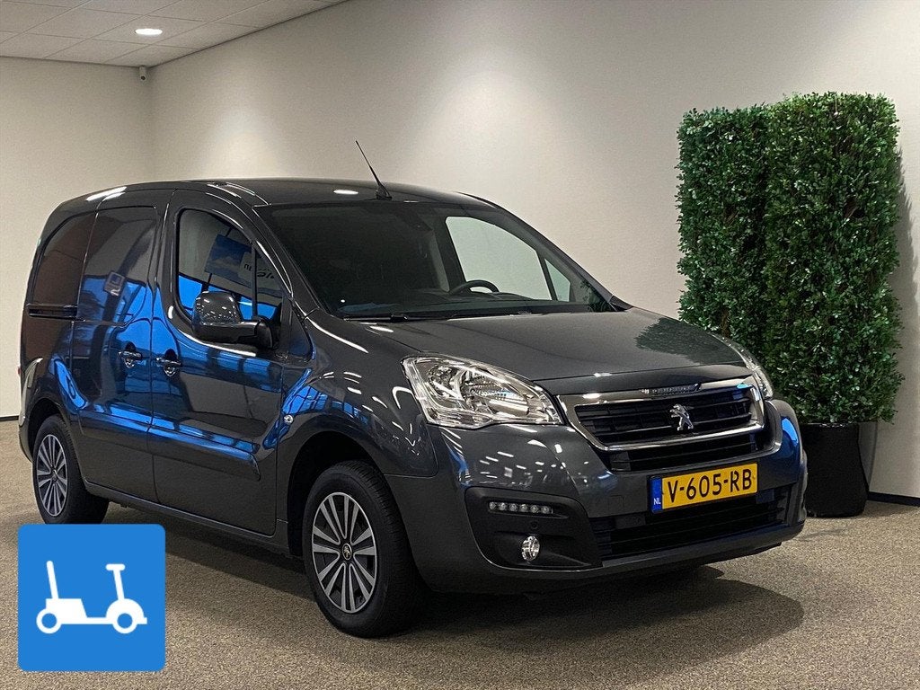 Peugeot Partner incl. platform of kofferbaklift (marge), Voorwielaandrijving, 12 maanden, Stof, Gebruikt