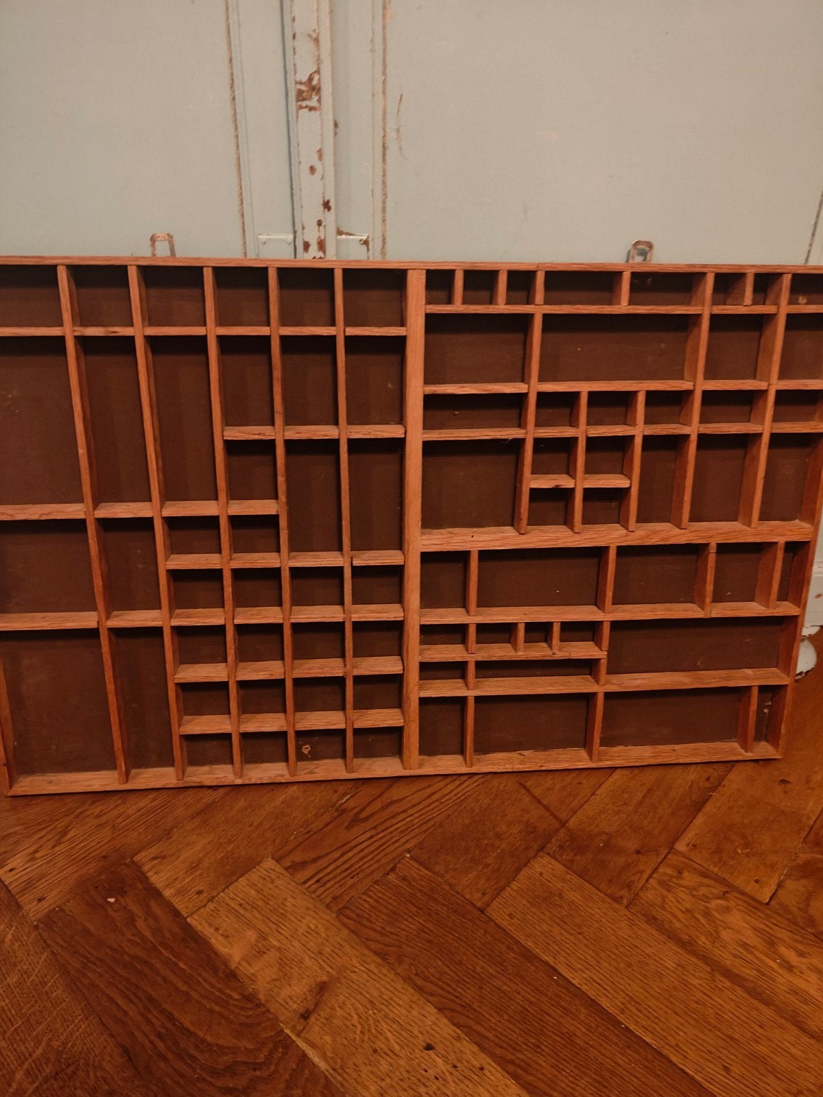 Vintage houten letterbak (schapjes), Ophalen