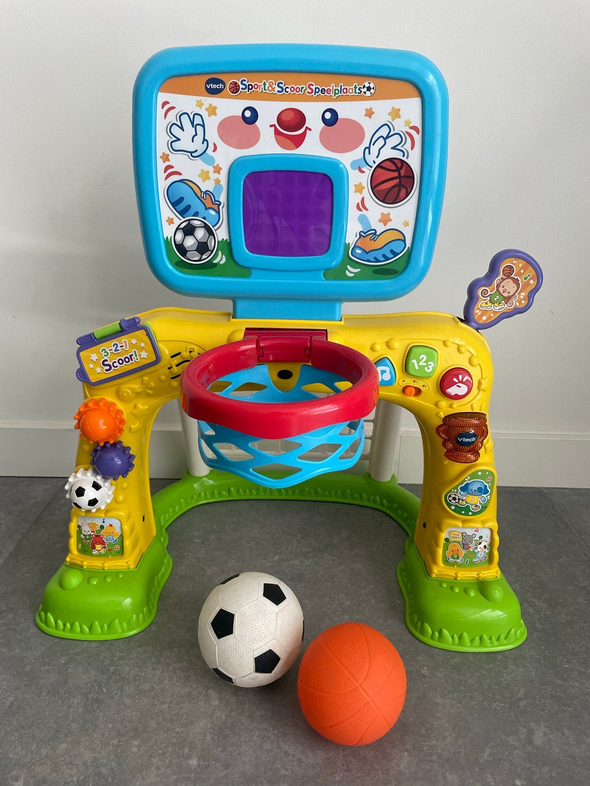Vtech Sports Scoor Speelplaats met ballen, licht en geluid, Kinderen en Baby's, Speelgoed | Vtech, Ophalen, Gebruikt, 6 maanden tot 2 jaar