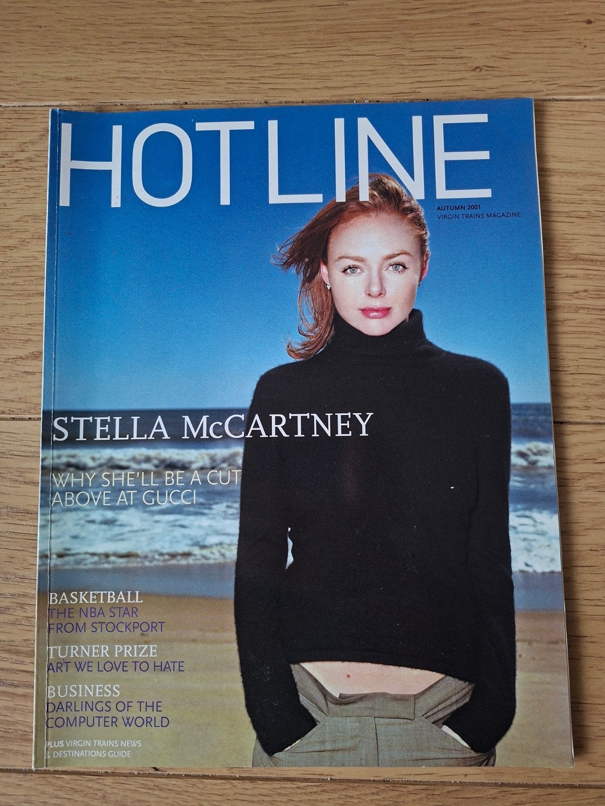 Hotline Magazine - Stella McCartney (Herfst 2001), Ophalen of Verzenden, Gelezen, Glossy