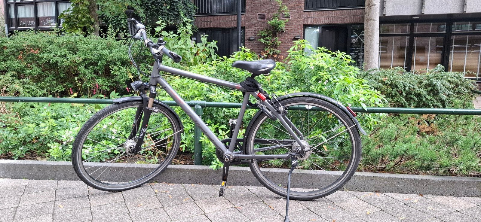 Stijlvolle en comfortabele Stäger fiets met vering, 28 inch, Gebruikt, Vering, 10 tot 15 versnellingen