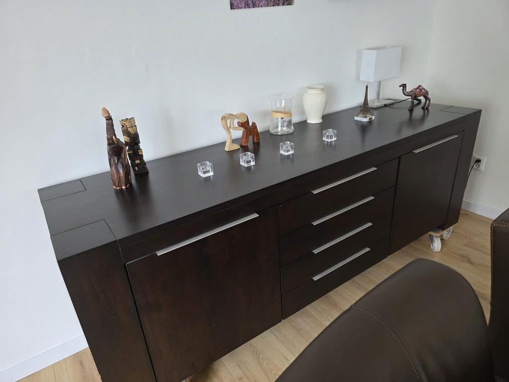 Donkerbruin eiken dressoir met lades en deuren, Ophalen, Eikenhout, Zo goed als nieuw, 200 cm of meer