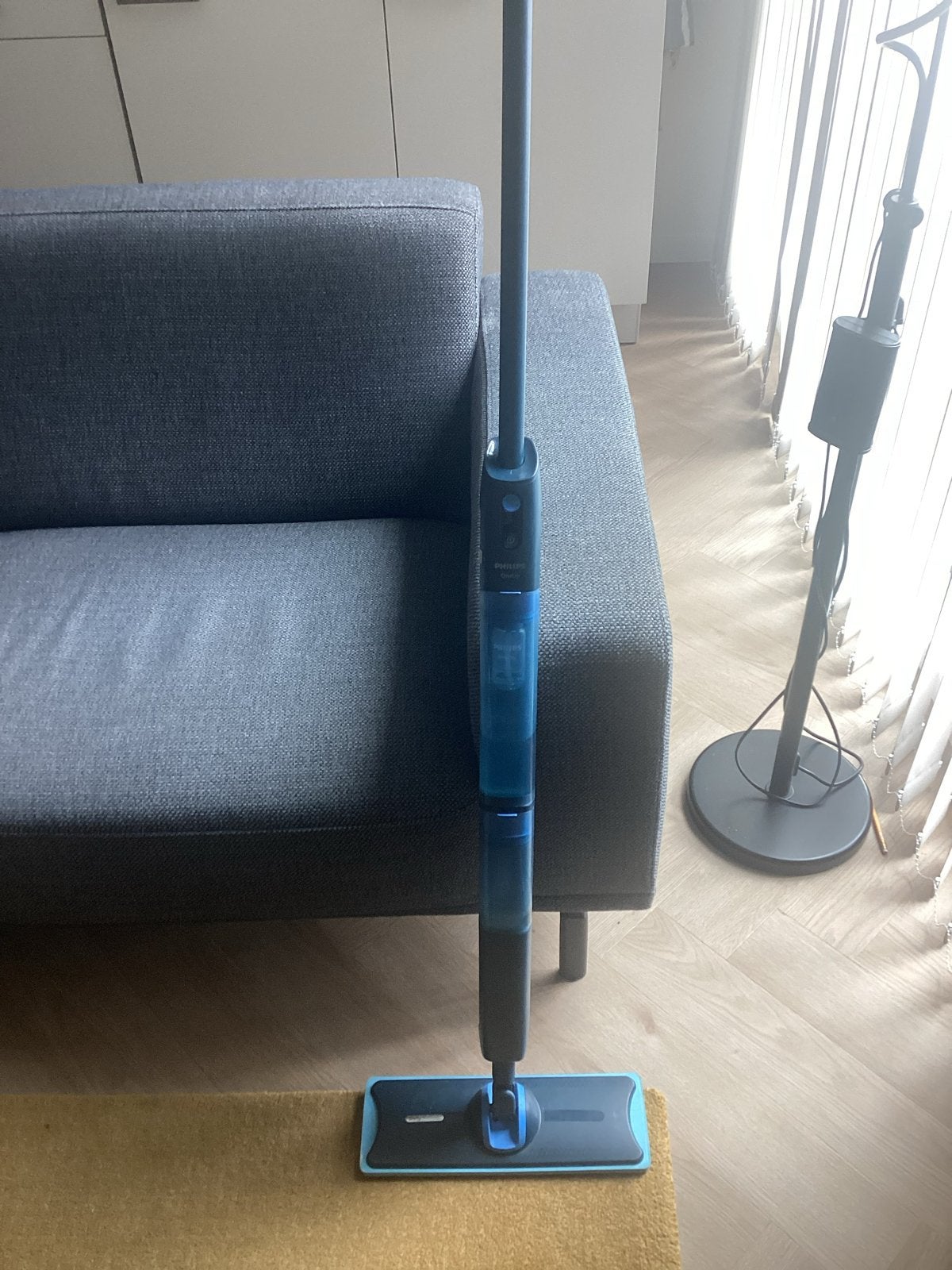 Philips OneUp Vloerreiniger - Zo goed als nieuw, Philips, Draadloos, Ophalen of Verzenden, Zo goed als nieuw