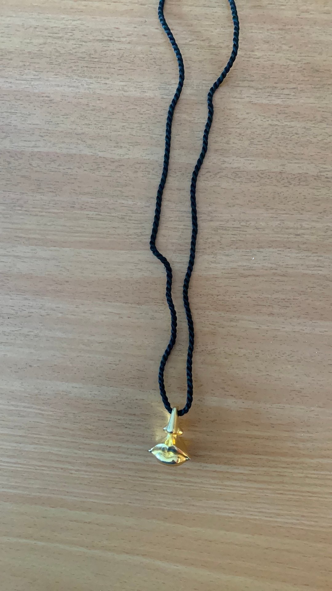 Salvador Dali hanger neus en lippen met ketting., Ophalen of Verzenden, Overige materialen, Met hanger