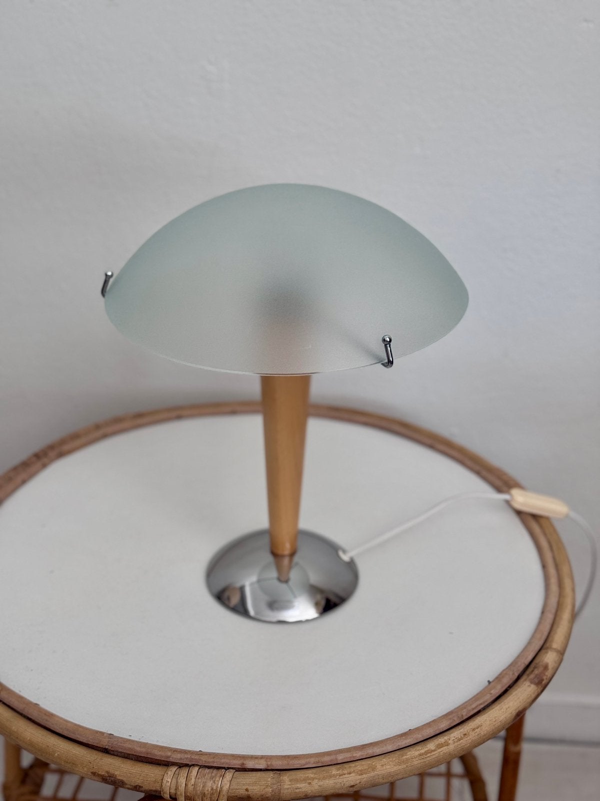Ikea Kvintol tafellampje, Huis en Inrichting, Krukjes, Ophalen of Verzenden, Zo goed als nieuw, X, Hout