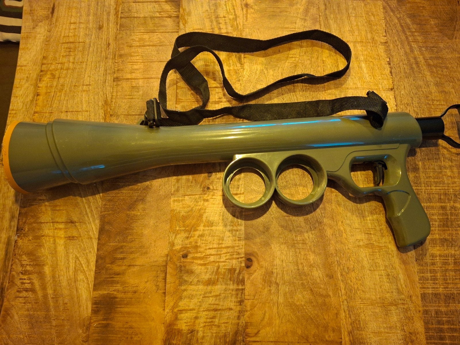 Bazooka ballenschieter voor honden, Ophalen