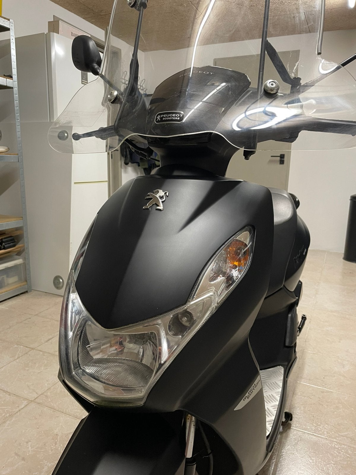 Peugeot Kisbee Black Edition!, Ophalen, Gebruikt, Overige modellen, Benzine