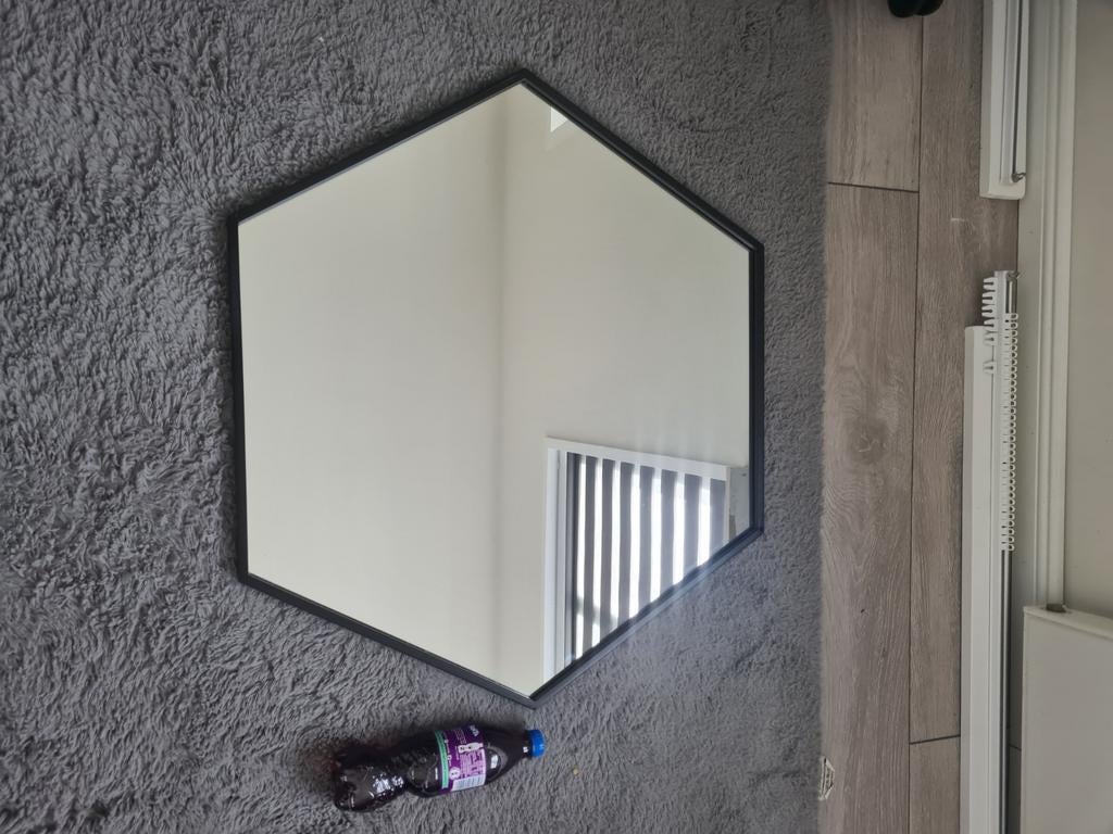 Z.g.a.n. zeshoekige spiegel, nog nooit opgehangen, Ophalen, Zo goed als nieuw, Minder dan 100 cm, Overige vormen