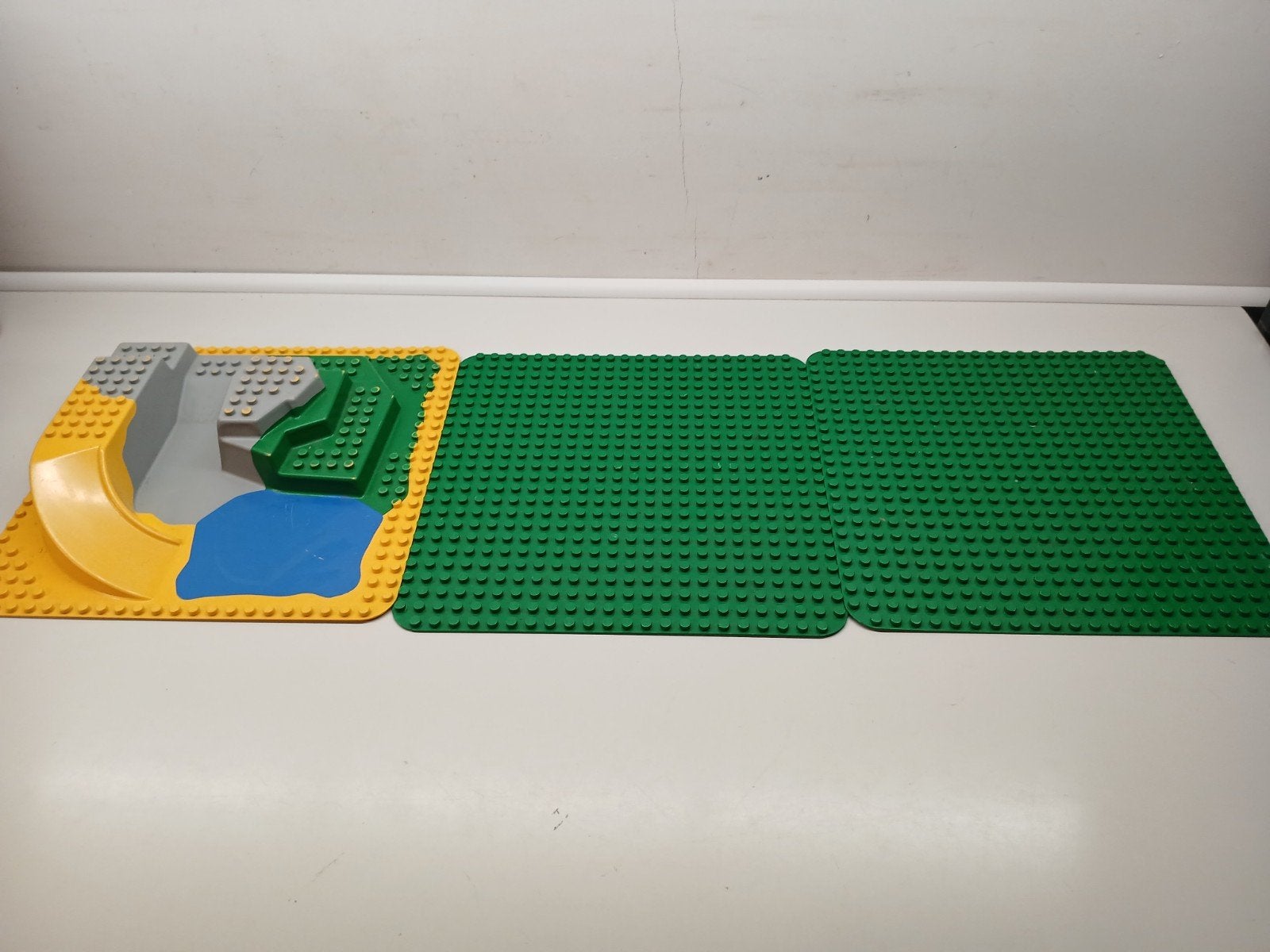 3 stuks grote duplo grondplaten (2x groen en 1x 3d), Kinderen en Baby's, Ophalen of Verzenden