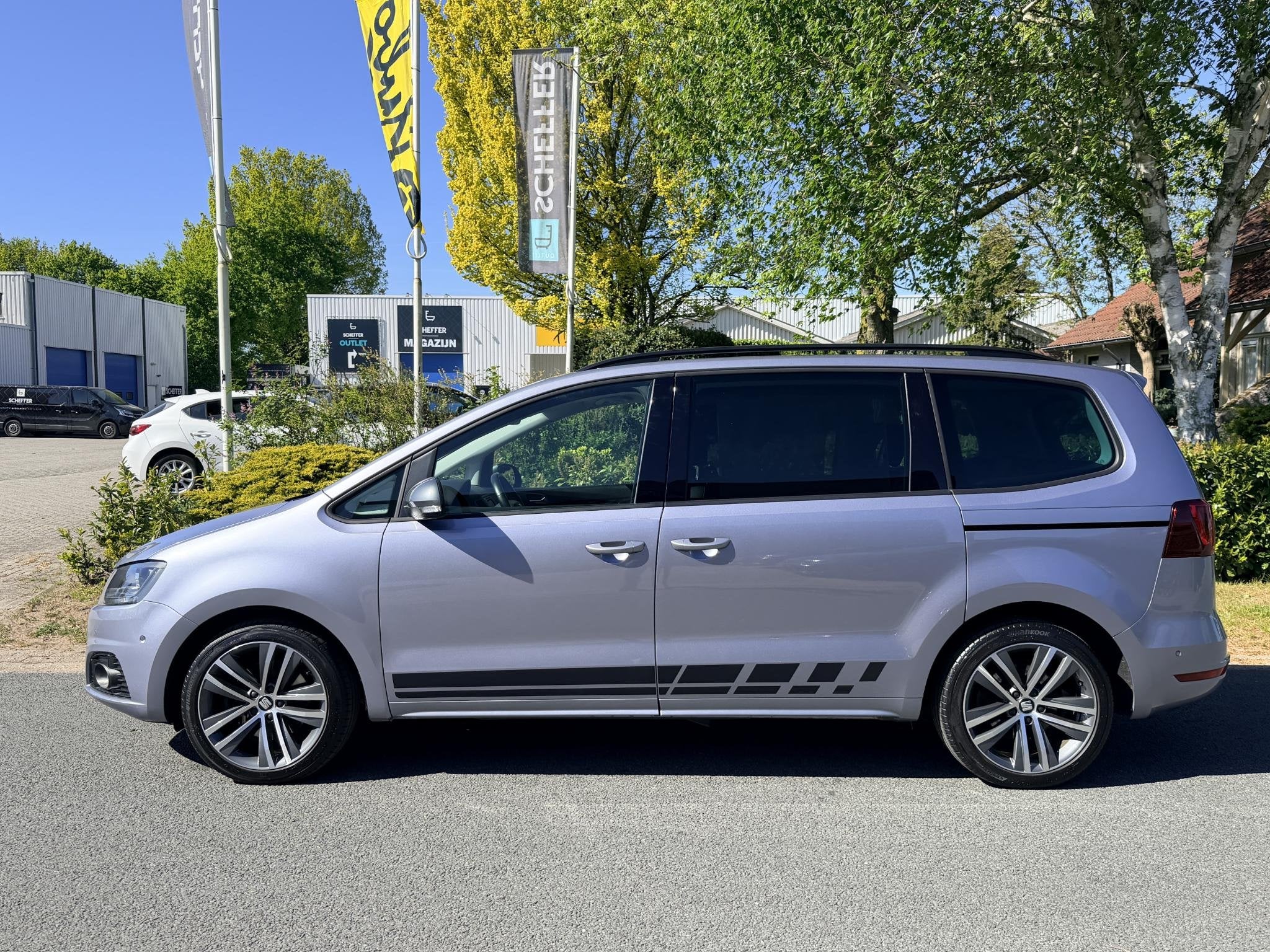 SEAT Alhambra 1.4 TSI 150PK DSG 7P FR•Leder•Navi•Camer, Auto's, Seat, 15 km/l, 4 cilinders, 150 pk, 7 stoelen