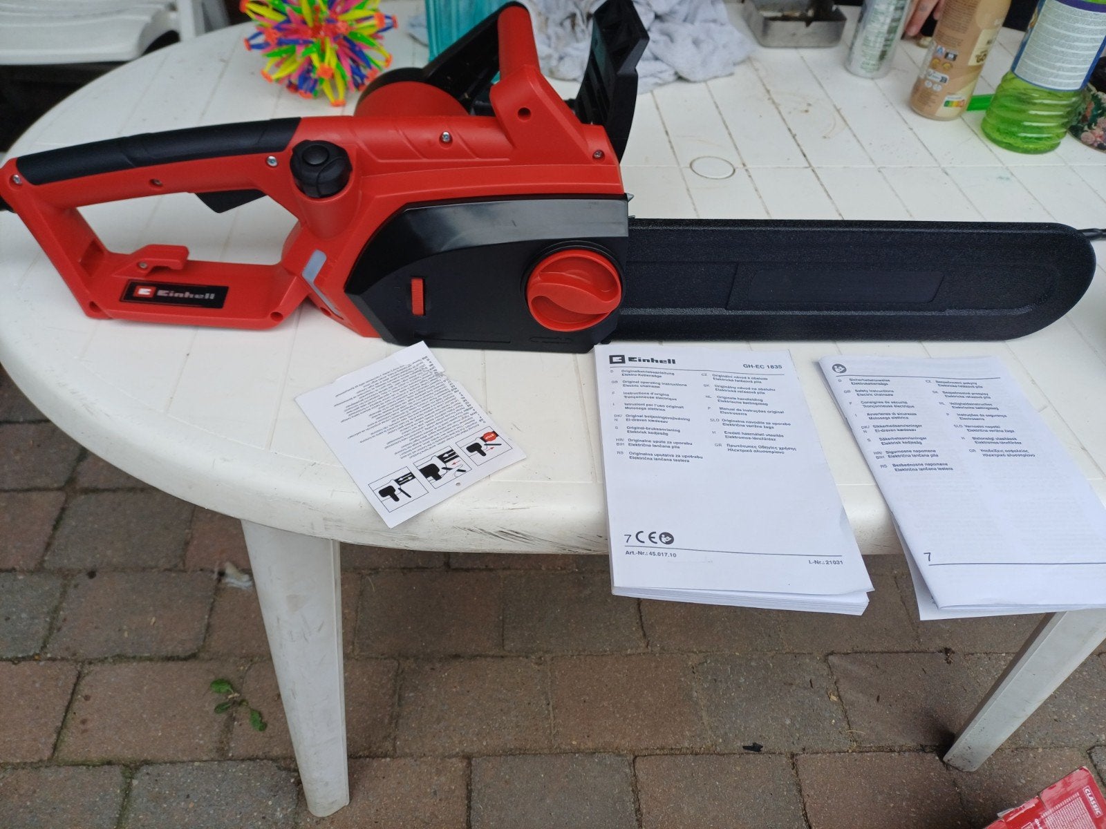 TE KOOP KETTINGZAAG MET OLIE, Tuin en Terras, Ophalen, Benzine