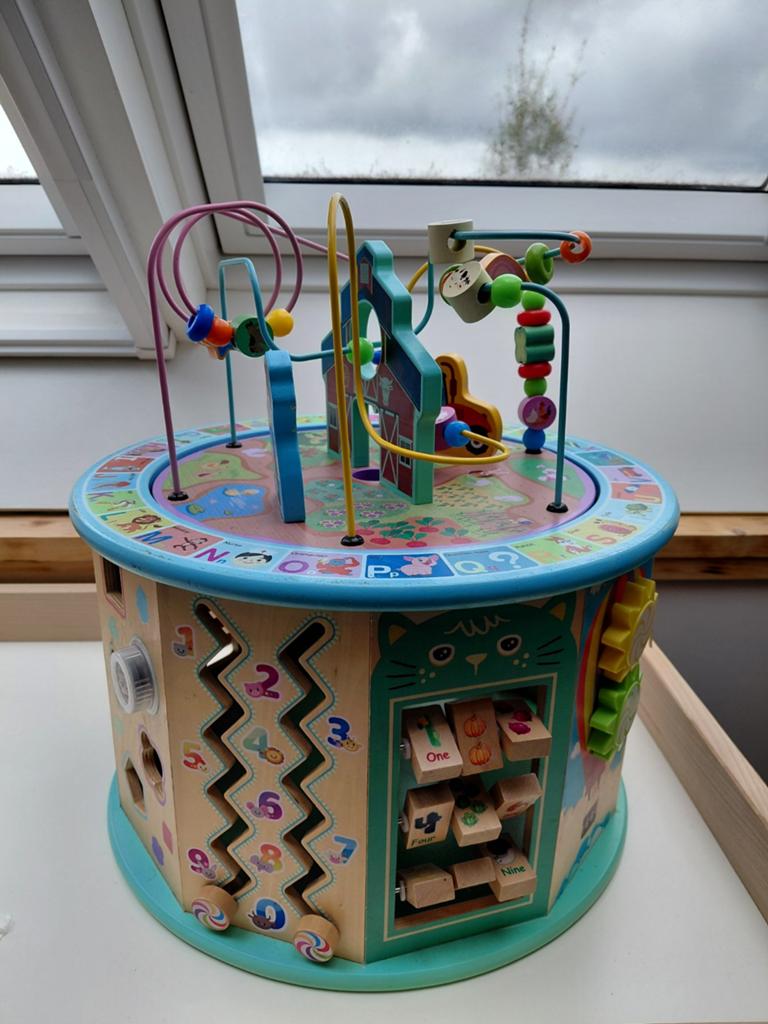 Speelkubus met meer dan 10 activiteiten, Ophalen, Poppenhuis