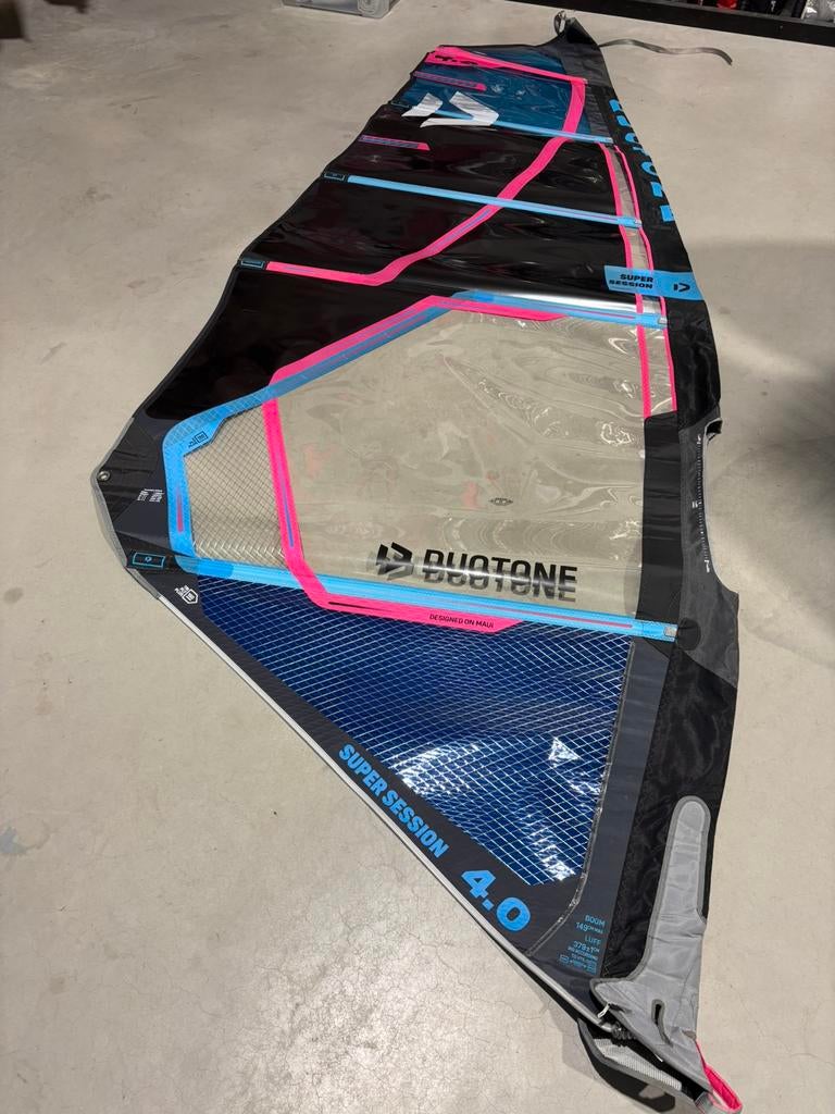 Duotone Super Session 4.0 – Nieuwstaat, Watersport en Boten, Windsurfen, Ophalen, -, -, Minder dan 5 m²