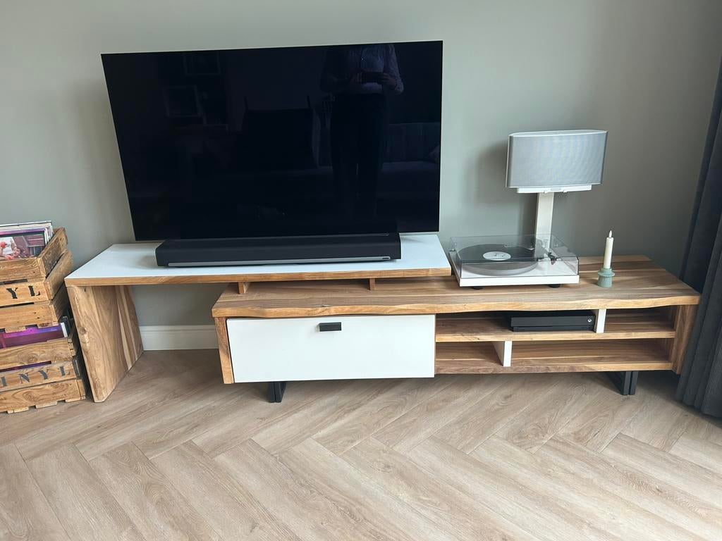 Xooon tv meubel, Huis en Inrichting, Ophalen, 150 tot 200 cm, Zo goed als nieuw, Minder dan 100 cm