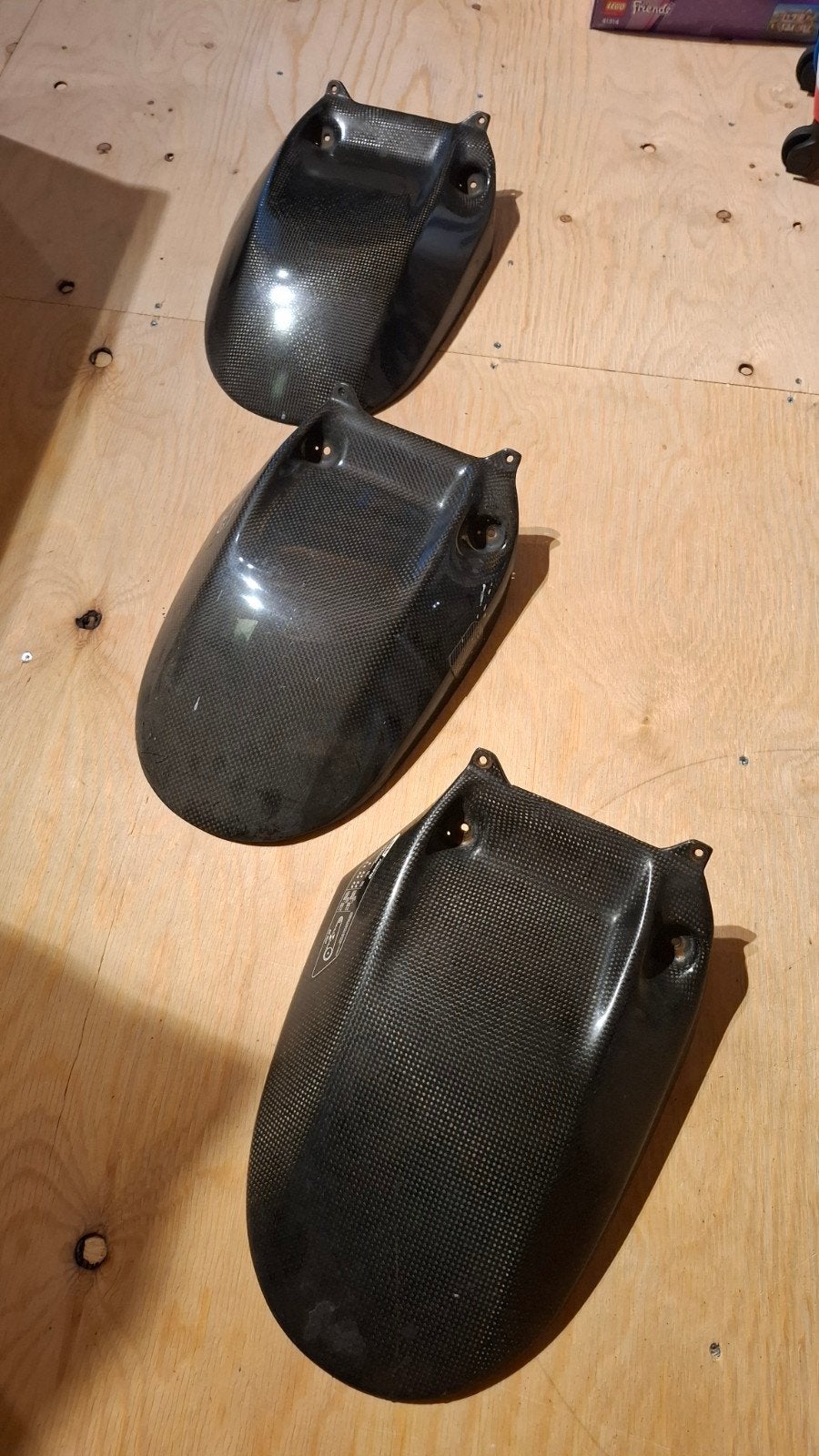 Aprilia rsv tuono gen2 origineel echt carbon spatbord (set), Ophalen of Verzenden