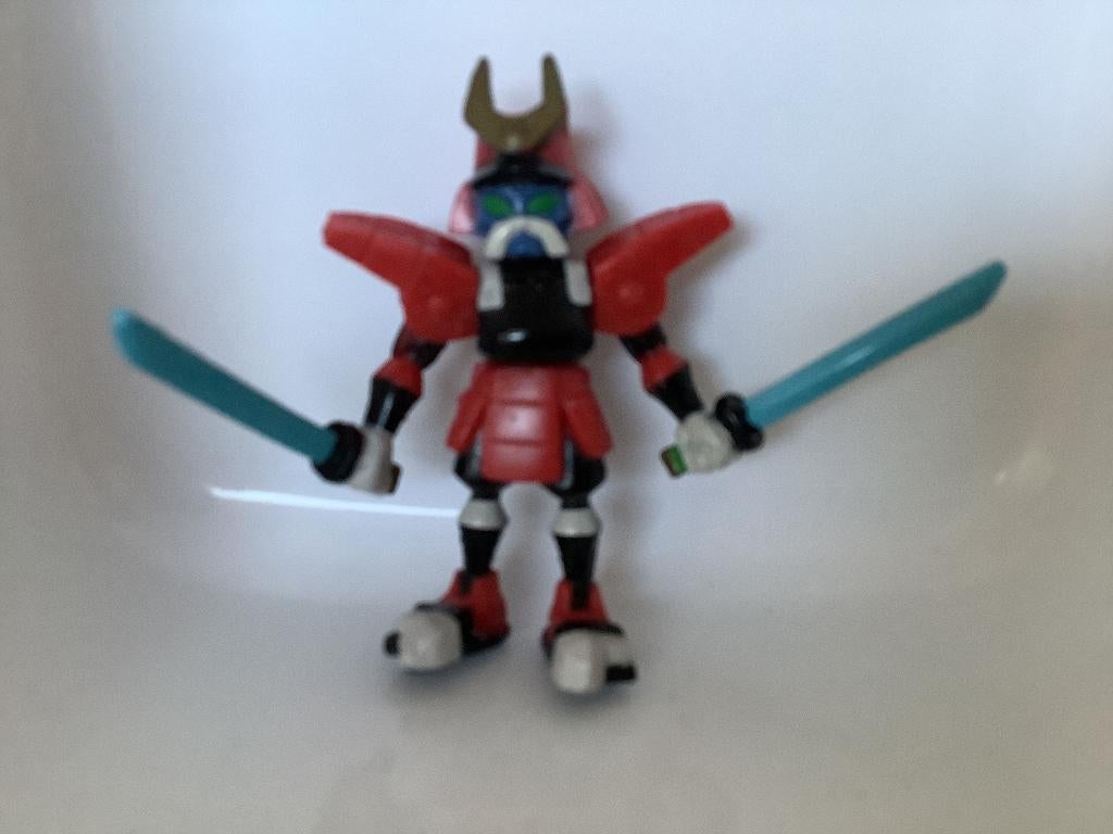 Medabots figuurtje Samurai 6 cm 10 euro, Ophalen of Verzenden, Zo goed als nieuw