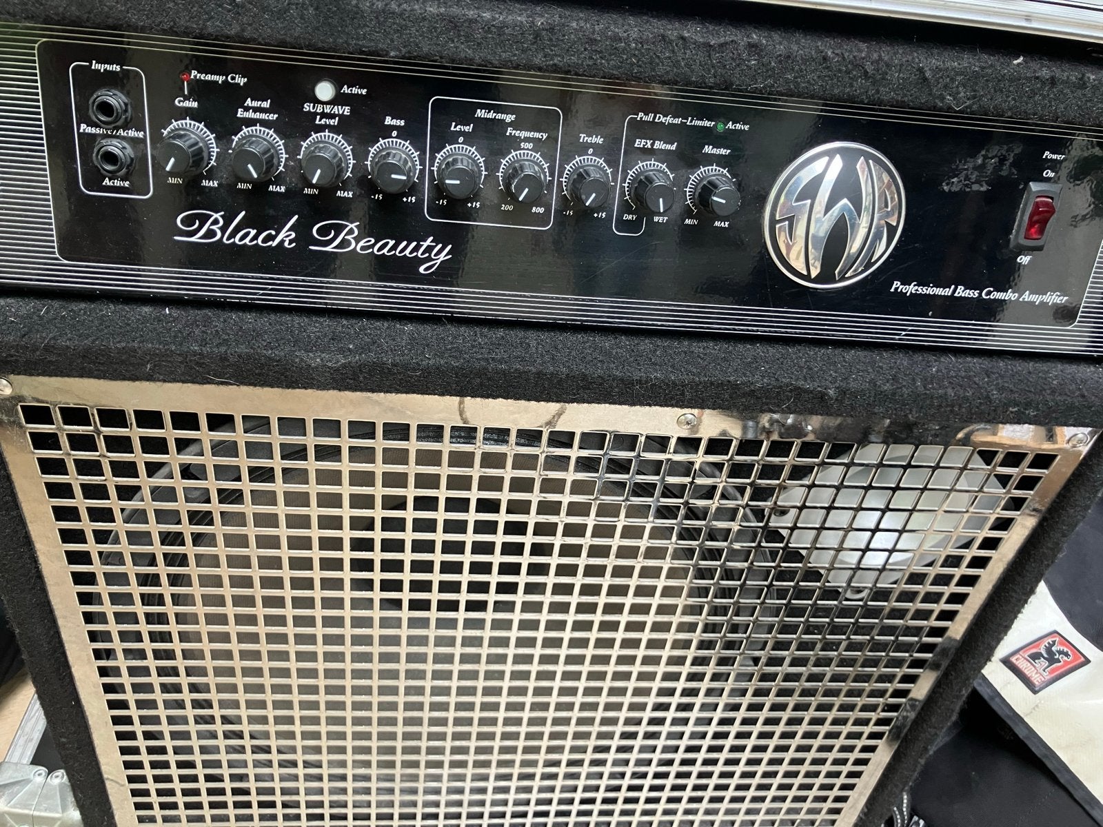 SWR Black Beauty 15 inch bascombo, Muziek en Instrumenten, Ophalen, Gebruikt, Basgitaar, 100 watt of meer