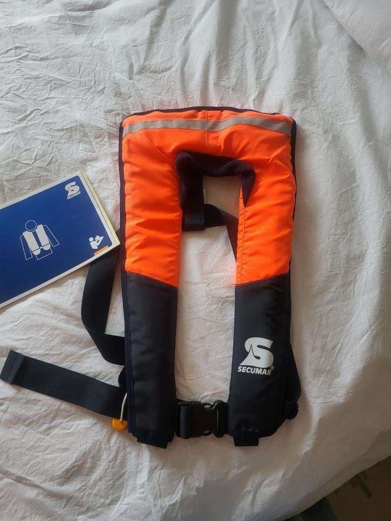 Reddingsvest Secumar Vivo100, Watersport en Boten, Watersportkleding, Ophalen of Verzenden, Nieuw, Dame of Heer, Reddingsvest of Zwemvest