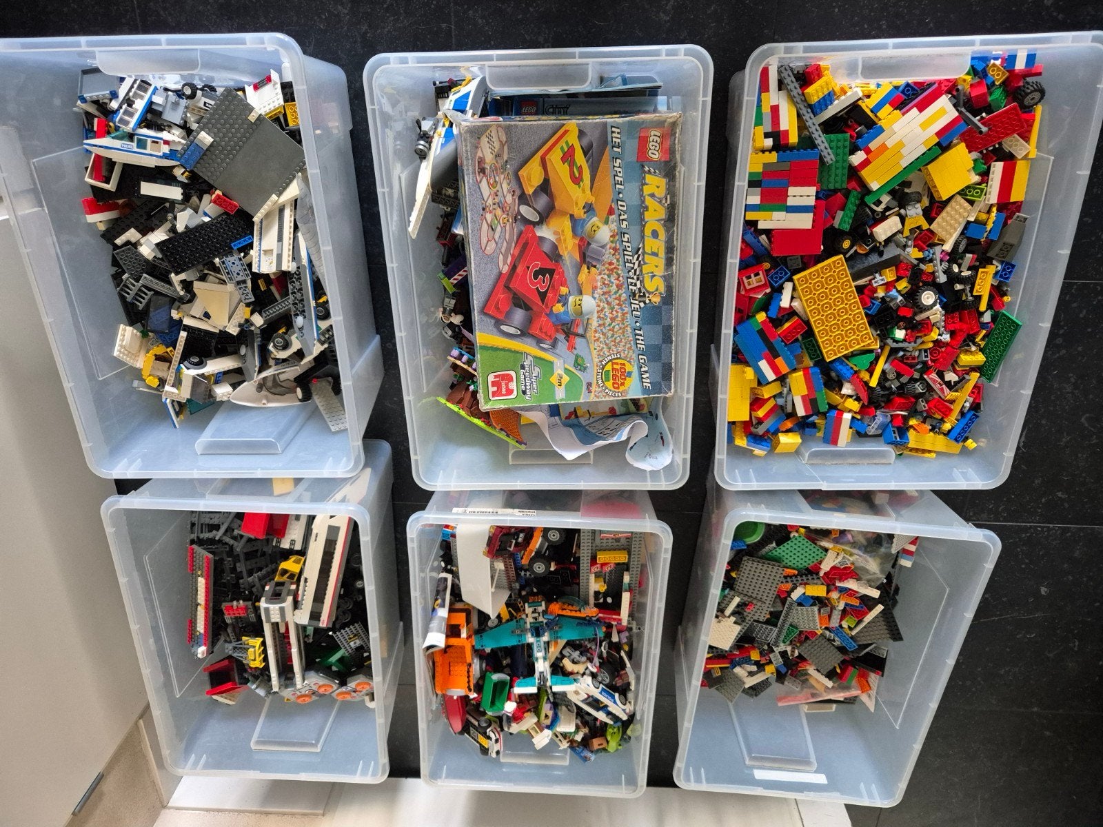 Grote partij LEGO incl. 2 treinen, +/- 45 kilo, Ophalen, Lego, Inclusief minifiguren, Complete set