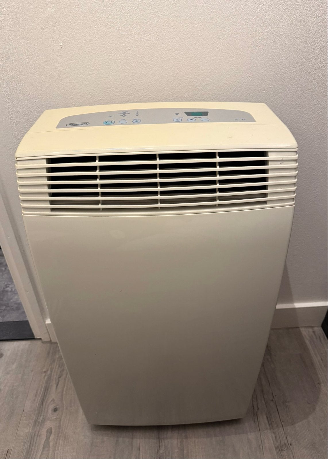 DeLonghi Mobiele Airco CF190 - Koelen en Ontvochtigen, Witgoed en Apparatuur, Airco's, Gebruikt, Mobiele airco, Minder dan 60 m³