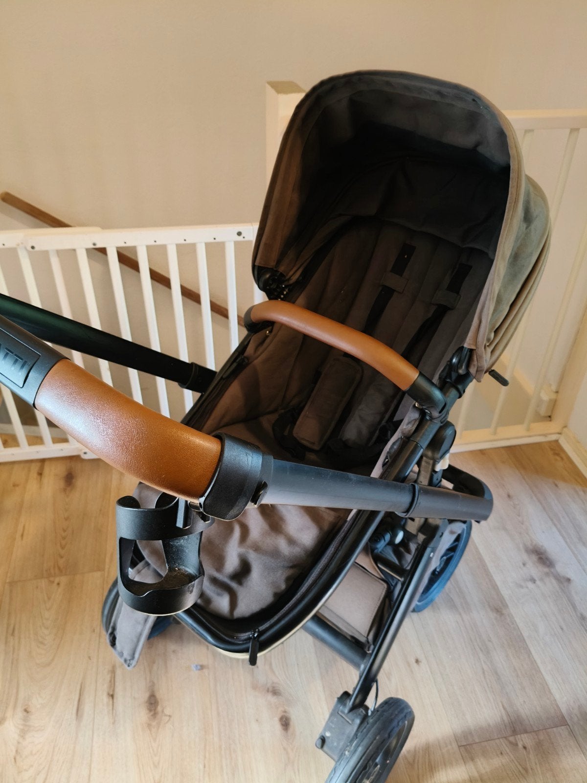 Zeer complete Dubatti kinderwagen met accessoires