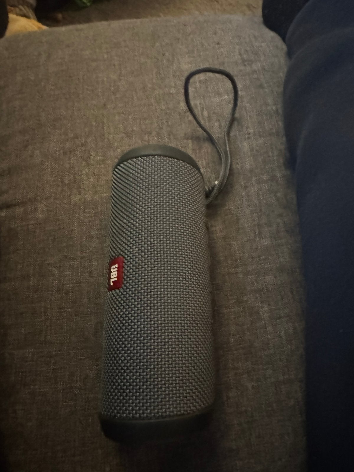 JBL FLIP ESSENTIAL