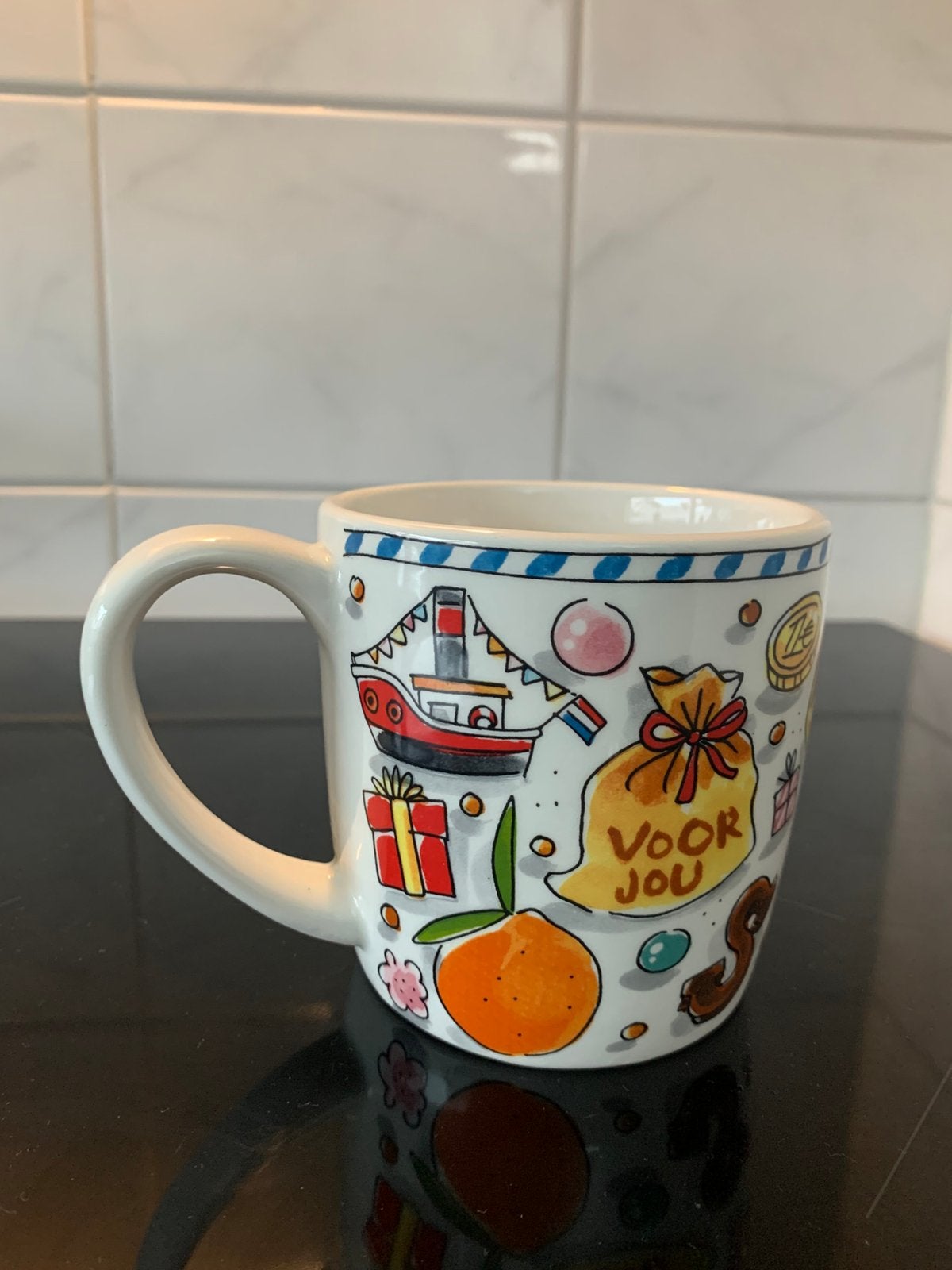 Blond sint mok, Huis en Inrichting, Keuken | Servies, Ophalen, Blond Amsterdam, Zo goed als nieuw, Kop(pen) en/of Schotel(s)