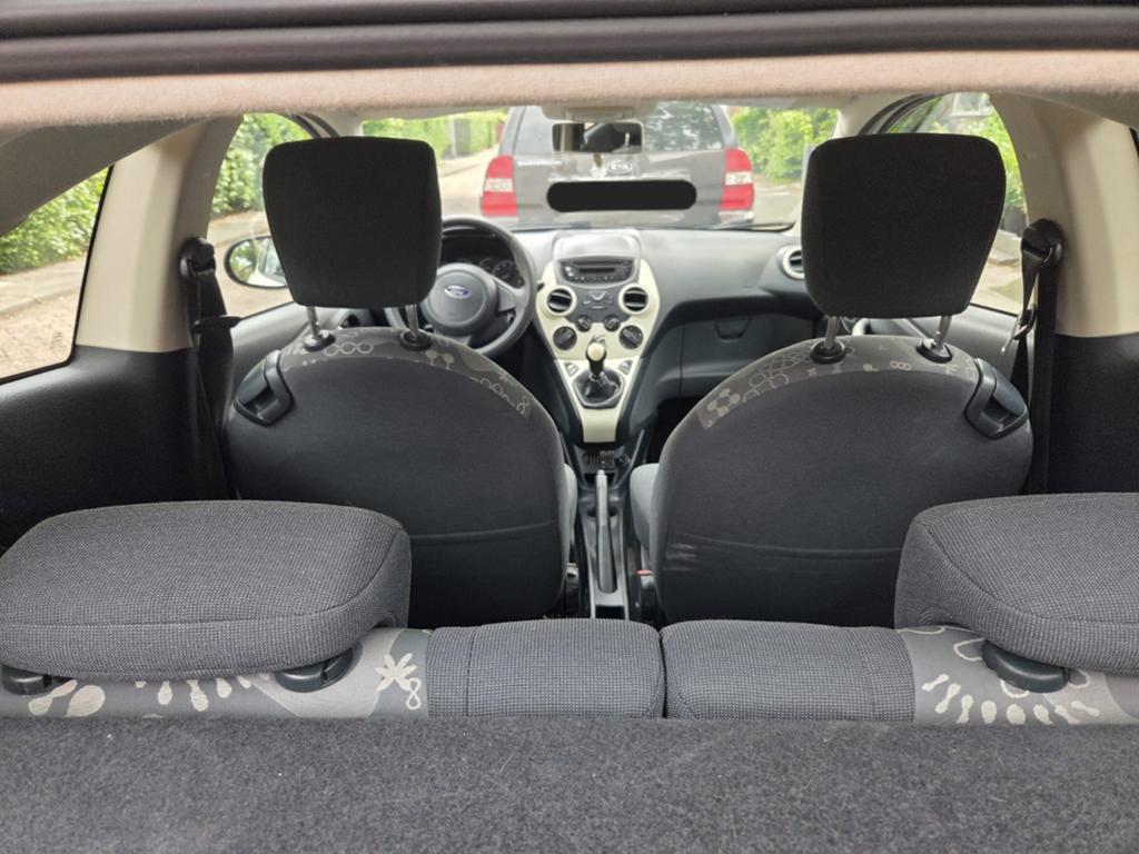 Ford Ka 1.2 69pk 2012 Wit, Voorwielaandrijving, Stof, 1242 cc, 4 cilinders