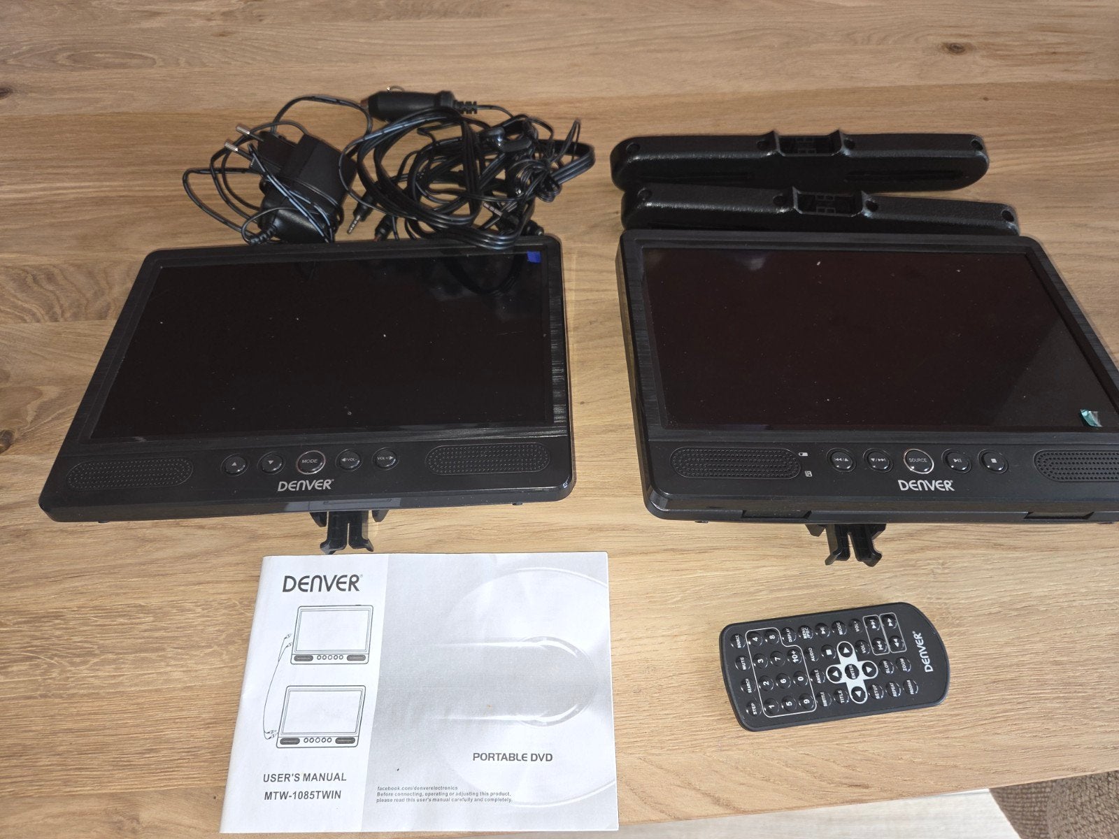 Denver Draagbare DVD Speler Set - Perfect voor Onderweg, Audio, Tv en Foto, Dvd-spelers, Draagbaar, Ophalen of Verzenden, Zo goed als nieuw