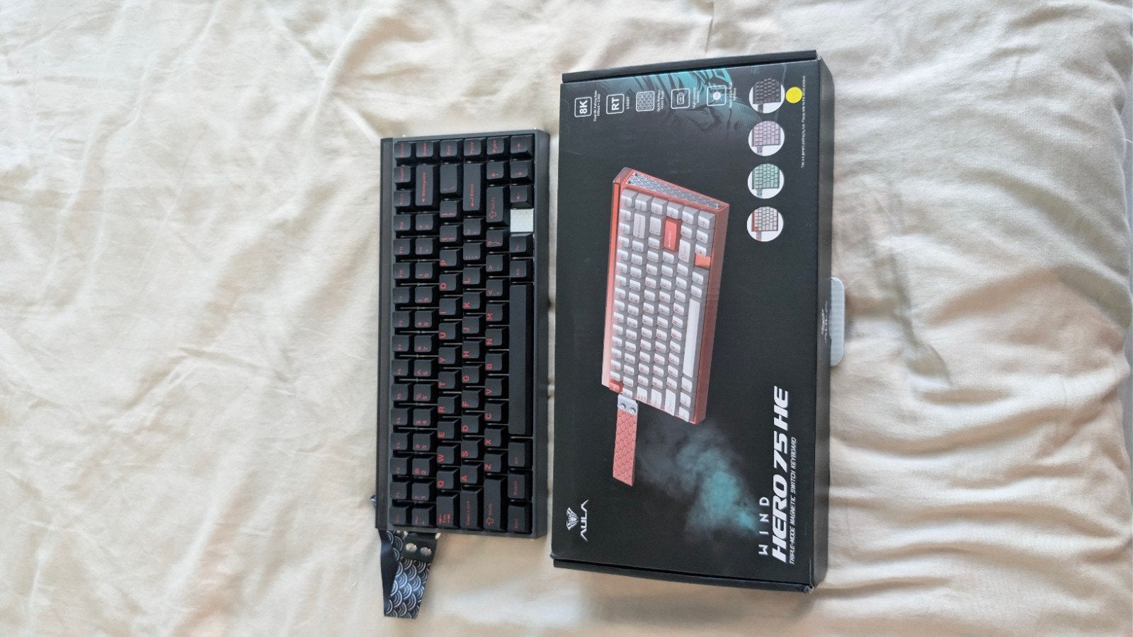 AULA HERO 75 HE gaming keyboard.
Het toetsenbord is, Ophalen of Verzenden, Zo goed als nieuw